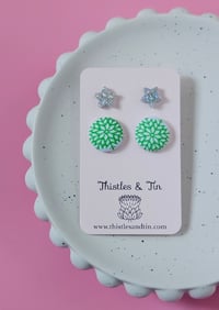 Image 7 of Twin Pack Christmas Studs - 447