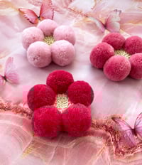 Image 2 of Berrylicious Blooms 