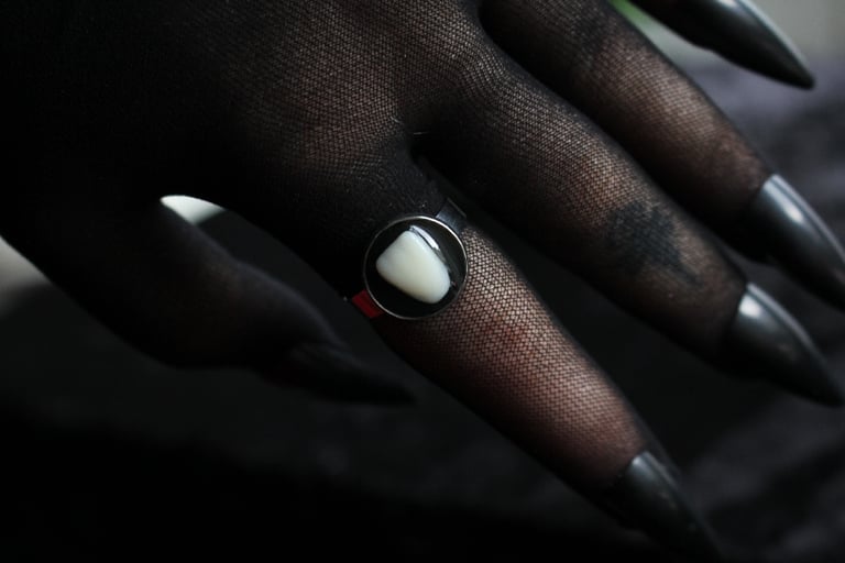 Dead Good single tooth ring Image 6