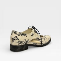 Image 4 of DJANGO & JULIETTE KEERIA MILK FLORAL