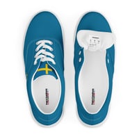 Image 5 of Gör Varje Steg Svenskt: Canvas Sneakers med Svenska Flaggan!