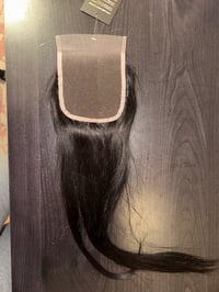 Image 2 of 18 inch straight lace closure 