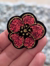 Image 3 of Broche st Valentin au choix 