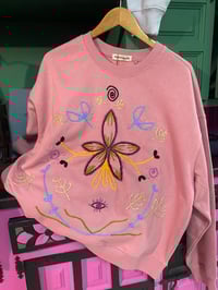 Image 7 of Suadoiro bordado a man. MARUJA MALLO. Feito baixo demanda. Varias tallas!