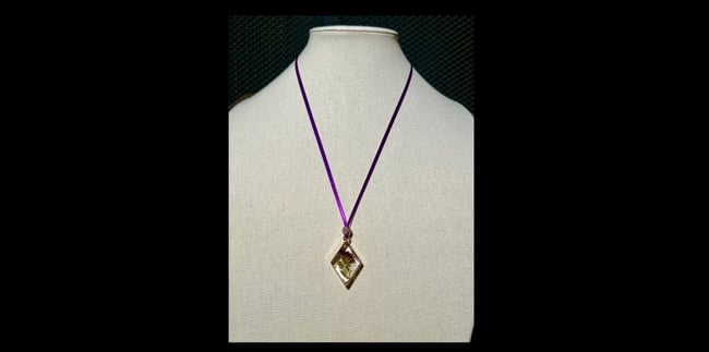 Chrysanthemum Gold Diamond Pendant