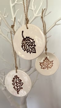 Image 2 of Big Leaf tags (3 different leaf patterns)