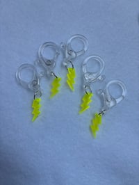 Image 7 of stitch markers