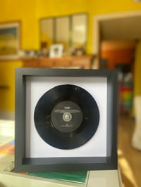Image 1 of Coldplay : Clocks, framed 7" vinyl record, rare and limited edition