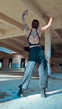 Image 3 of SYRA Top, tiger 