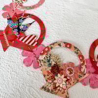 Image 3 of Baskets of Hearts & Flowers Swag II