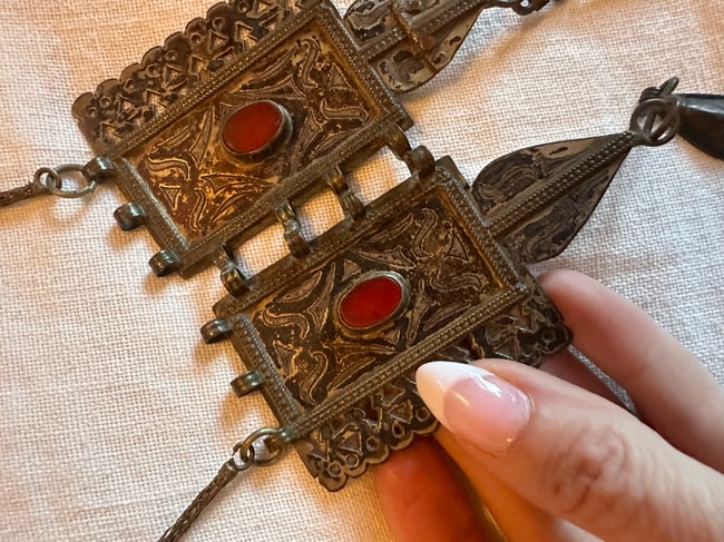 late 60s metal and stone necklace