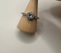 Diamanté ring 