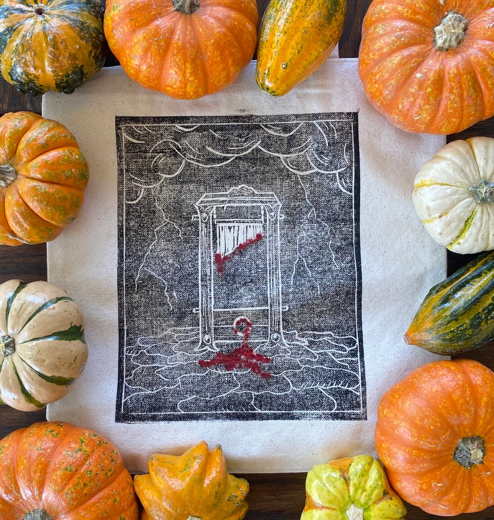 Guillotine Tote