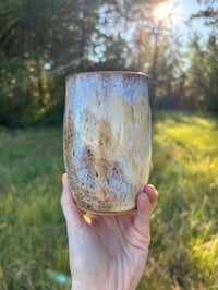 Image 7 of Yellow Bell x 14 Hands (Fiery Dolly)