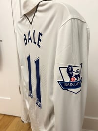 Image 4 of Tottenham Hotspur “BALE 11” 2012/13 LS Home Shirt + patches (S)