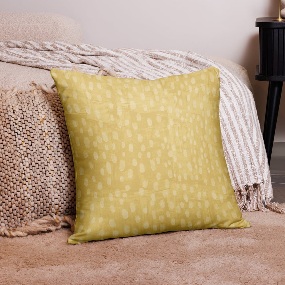 Image of Minimalist Yellow Dotted Pillow - Modern & Chic Bedding Design | InnerQueen Berlin