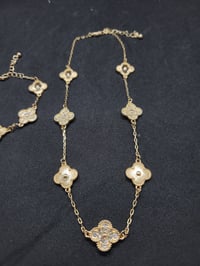 Image 3 of Clover Gold Set