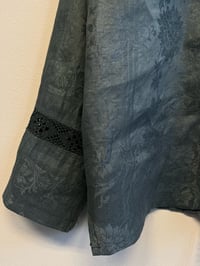 Image 10 of Sort skjorte (s/m)