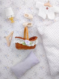 Image 3 of maleta lavanda