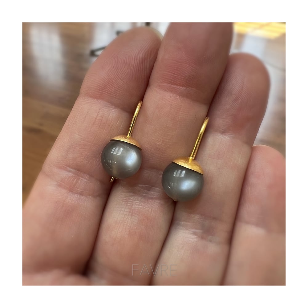 Image of Hammered Dome 22K Moonstone Earrings