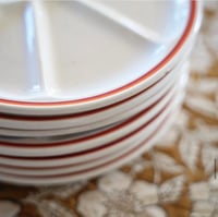 Image 5 of Assiettes à hors d’œuvre ou fondue Giens