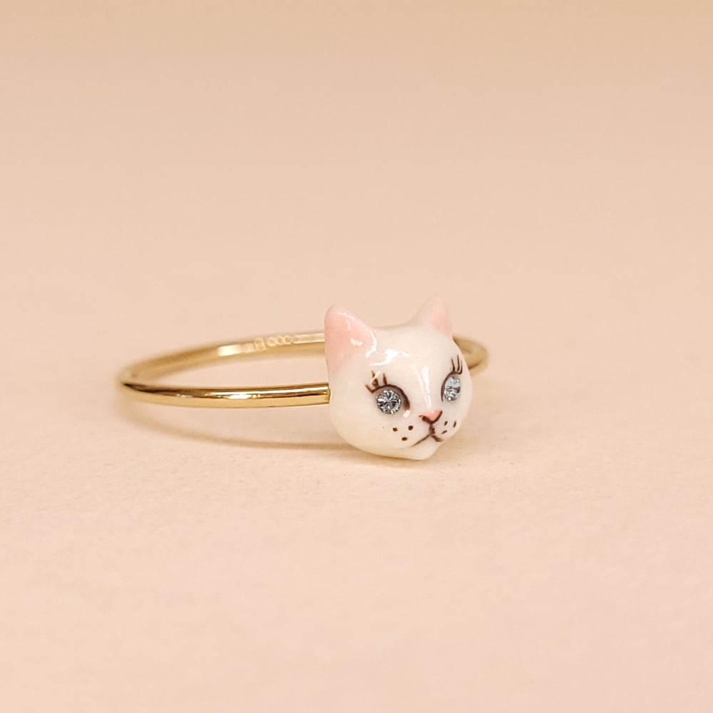 Image of White Persian Porcelain & Gold Filled Cat Ring