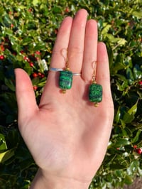 chrysocolla stones