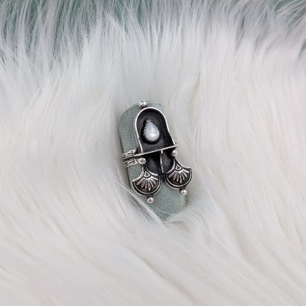 Image of Mother Of Pearl Altar Ring 