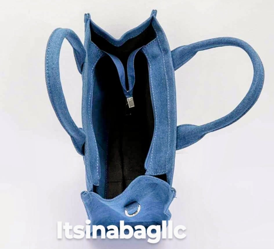 Image of Mz Totes 