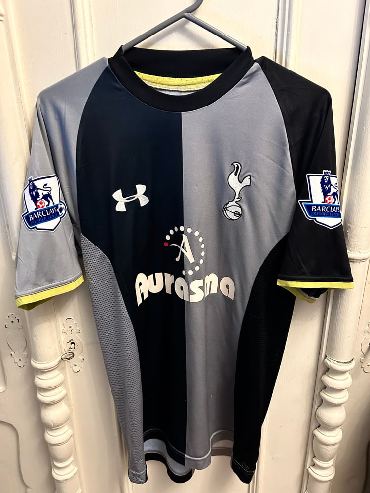 Image of Tottenham Hotspur “BALE 11” 2012/13 Third Shirt (S)