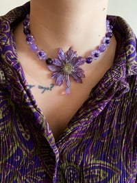 Image 6 of 🌼💜Beaded African Lilac Daisy Choker💜🌼