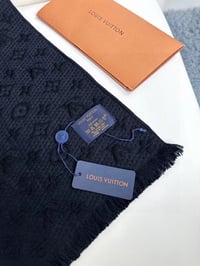 Image 1 of Lou Men’s Scarf