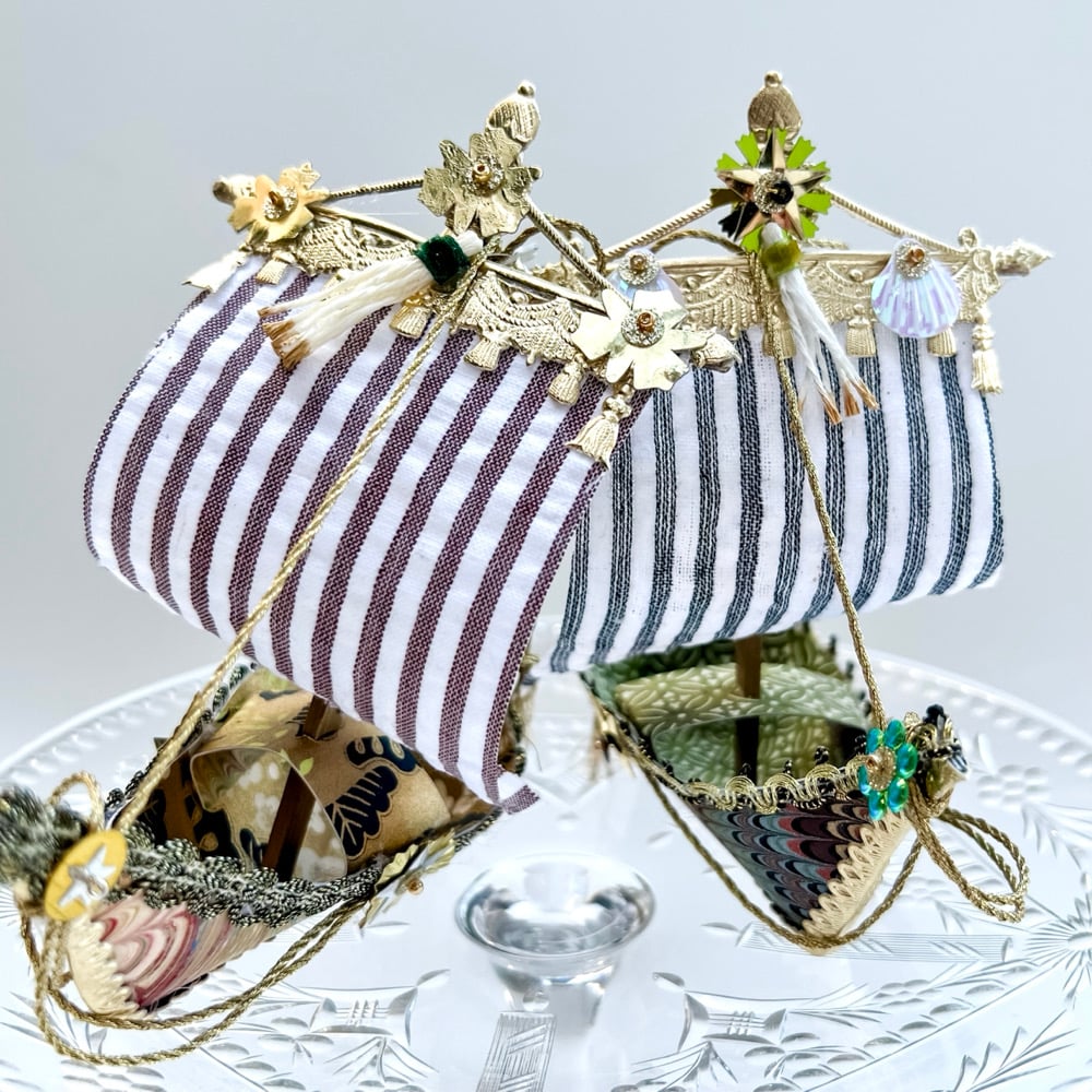 Image of Ship of Dreams- Black & Brown Sails