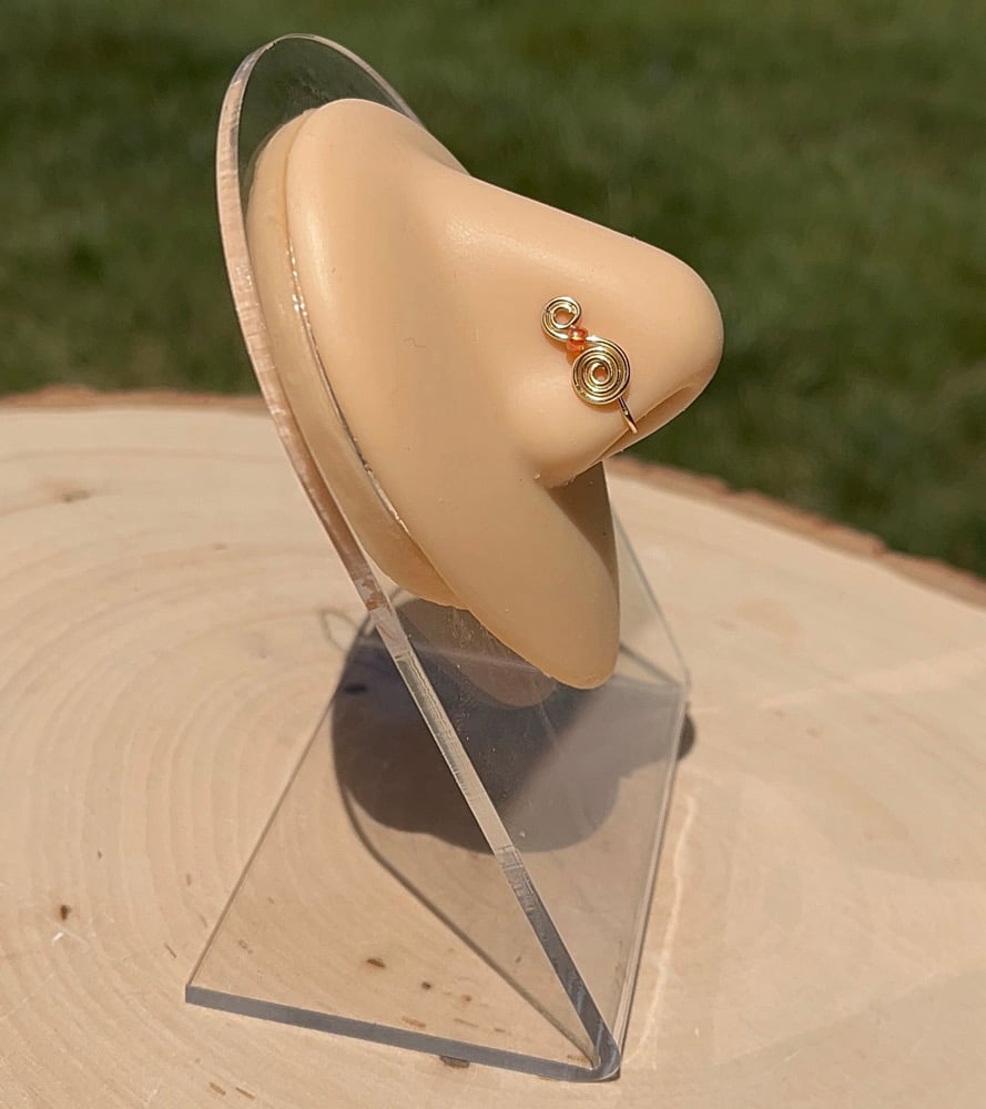 Image of Double swirl beaded nose cuff
