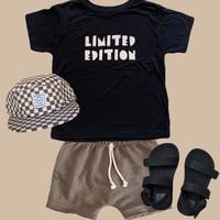 LIMITED EDITION (BLACK)