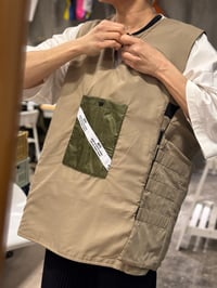 Image 3 of Reversible Urban Life Vest