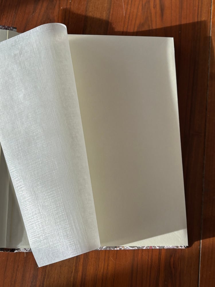 Image of ALBUM MORRIS BEIGE