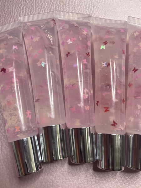 Image of Strawberry Kisses Forever Glam Gloss 