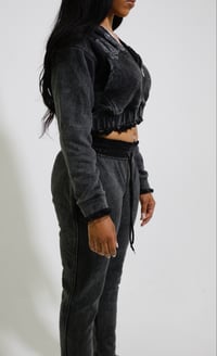 Image 3 of WOMENS CROP SET 