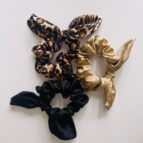 Image of Silk Scrunchies (Various colours)