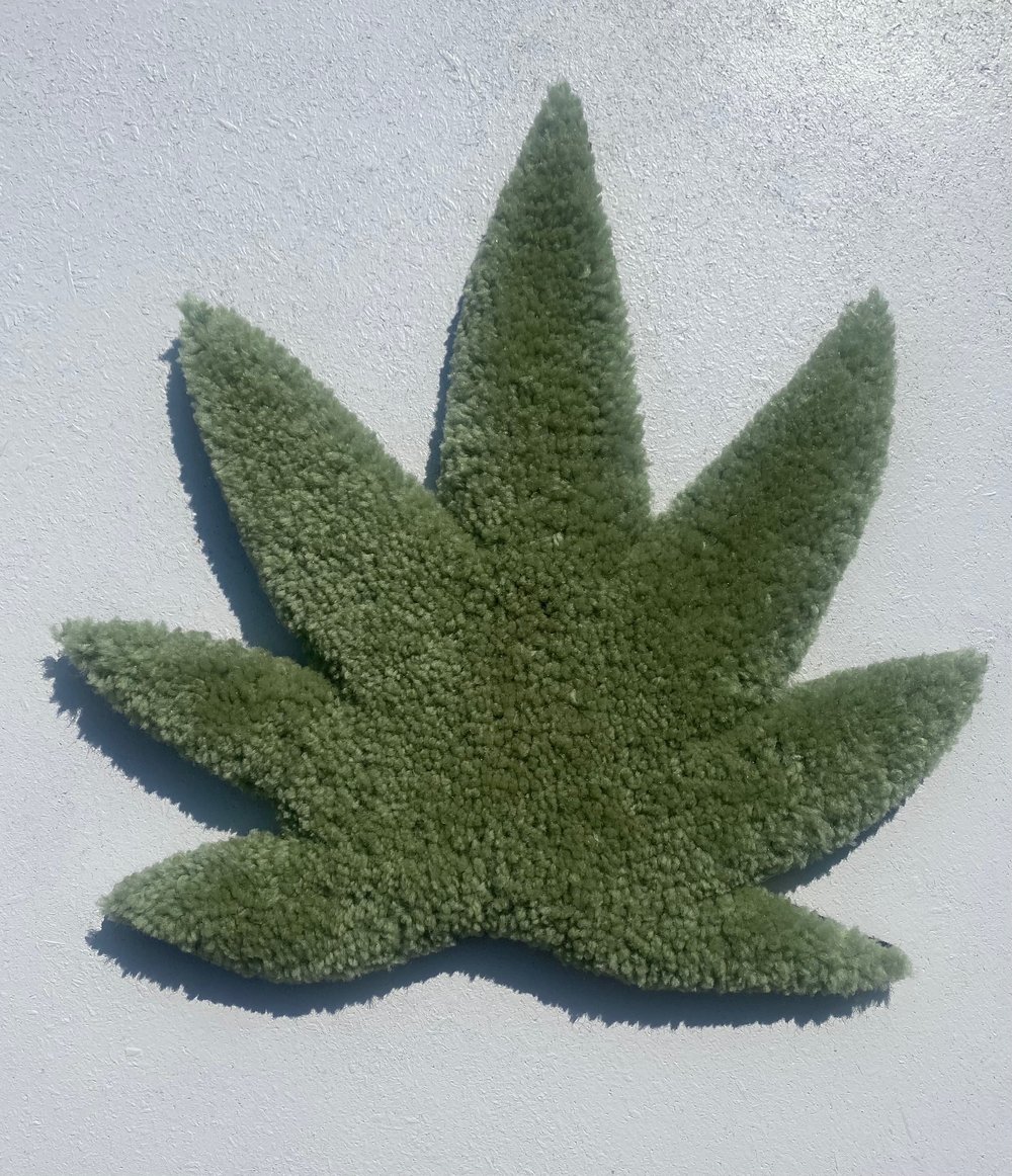 Image of Weed Leaf Decor (Light)