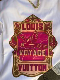 Image 2 of parrots tshirt 