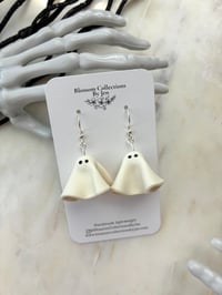 Image 1 of  Glow in the dark ghost 