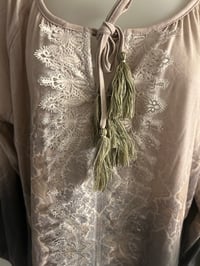 Image 7 of New XL One World Top #723*10