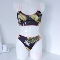 Image 1 of The Isla Set