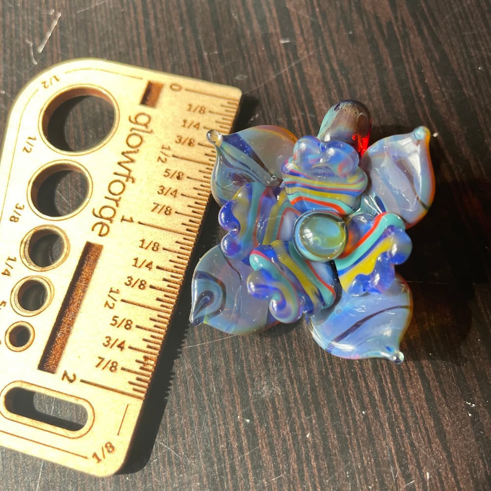 Image of Flower Pendant 3
