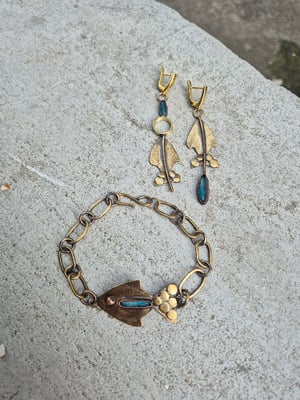 Set with golden fish 