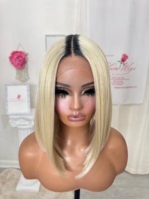 Image of Blonde Bob (ready to ship) 