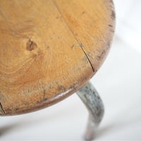 Image 4 of Tabouret Ancien d’atelier