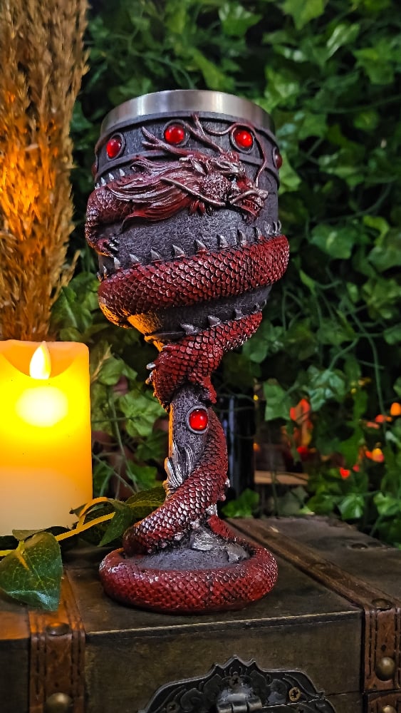 πThe Armored Kingdom Red Bloodfire Dragon Crimson Goblet